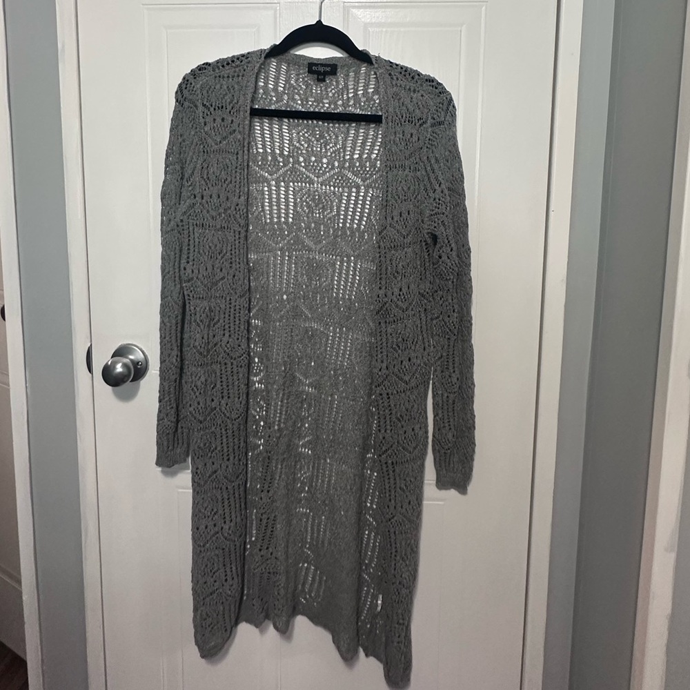 Women’s grey knit cardigan